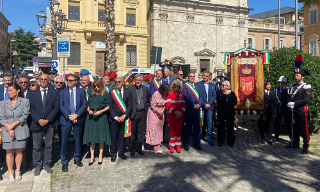 Festa della Repubblica ad Ascoli Piceno: giovani protagonisti e onorificenze al merito